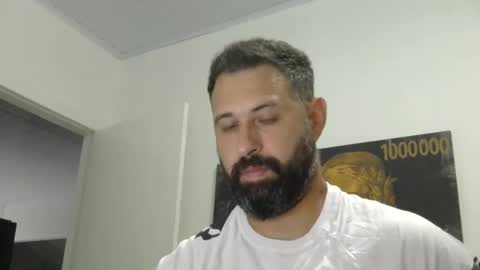 Snapshot of musosc chatting on 15, 10, 2025 musosc online show from 15, 10, 2025