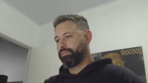 Snapshot of musosc chatting on 22, 10, 2025 musosc online show from 22, 10, 2025