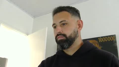 Snapshot of musosc chatting on 24, 10, 2025 musosc online show from 24, 10, 2025