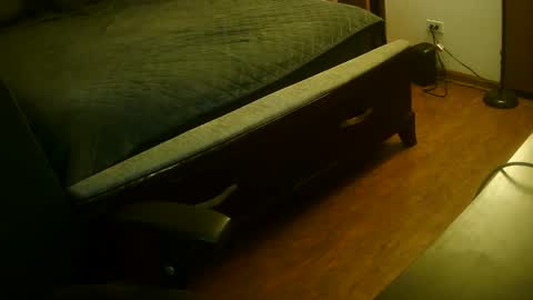 mustenjoyhead79 online show from 21, 9, 2025