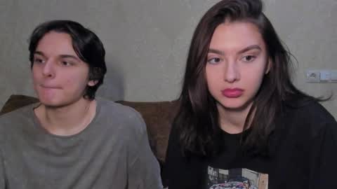 Snapshot of muuur_fam chatting on 4, 10, 2025 HEY online show from 4, 10, 2025