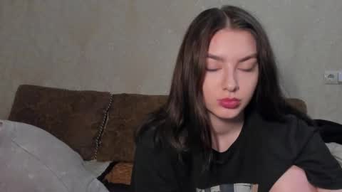 Snapshot of muuur_fam chatting on 5, 10, 2025 HEY online show from 5, 10, 2025