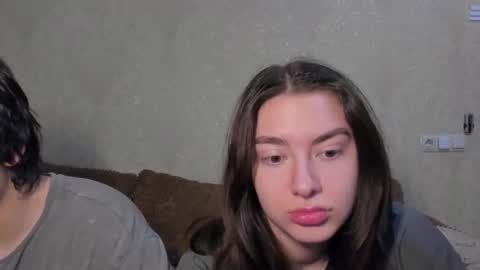 Snapshot of muuur_fam chatting on 21, 10, 2025 HEY online show from 21, 10, 2025