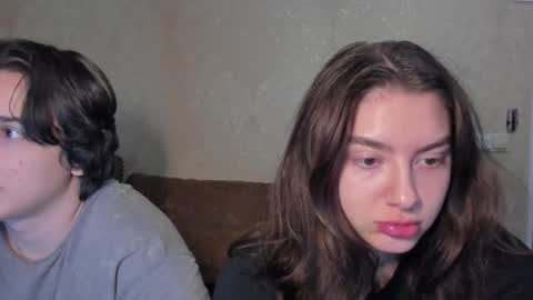 Snapshot of muuur_fam1 chatting on 16, 11, 2025 HEY online show from 16, 11, 2025