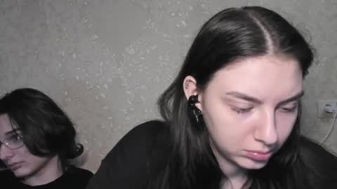 Snapshot of muuur_love chatting on 9, 6, 2026 cute couple online show from 9, 6, 2026