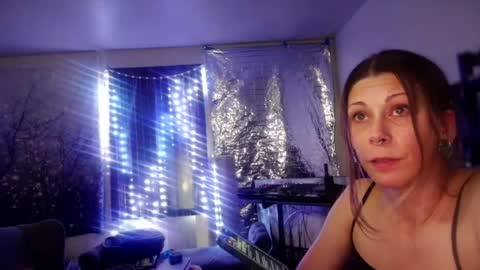ghost mantis online show from 4, 6, 2026