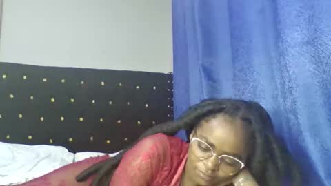 Snapshot of mwana69 chatting on 19, 5, 2026 mwana69 online show from 19, 5, 2026