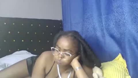 Snapshot of mwana69 chatting on 29, 5, 2026 mwana69 online show from 29, 5, 2026