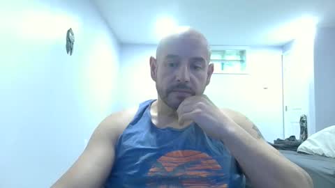 Snapshot of mworlton9 chatting on 18, 5, 2026 Maximus online show from 18, 5, 2026