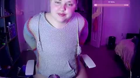 Snapshot of mxgoddex chatting on 7, 3, 2025 Caidra online show from 7, 3, 2025