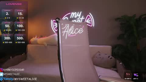 Snapshot of my__sweet__alice chatting on 8, 12, 2024 mysweetalice online show from 8, 12, 2024