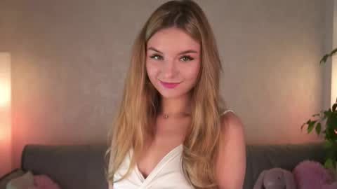 Snapshot of my_little_pollly chatting on 6, 2, 2026 Polly online show from 6, 2, 2026