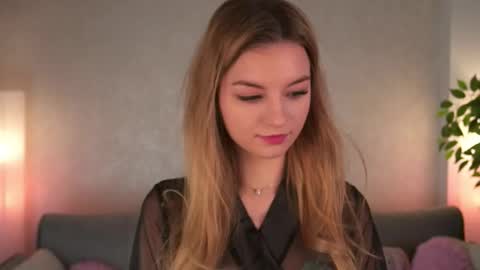 Snapshot of my_little_pollly chatting on 18, 2, 2026 Polly online show from 18, 2, 2026