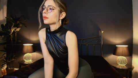 Maite online show from 24, 9, 2025