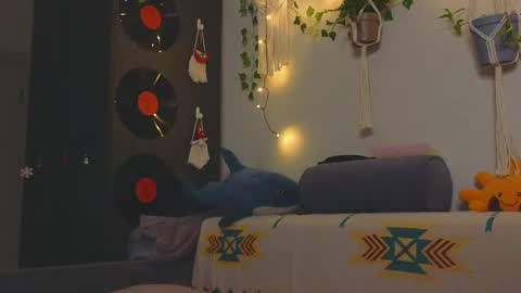 Snapshot of my_parisss chatting on 5, 1, 2025 PARIS online show from 5, 1, 2025
