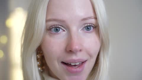 Snapshot of my_stella chatting on 12, 12, 2024 STELLA Im here today online show from 12, 12, 2024