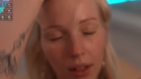 Snapshot of my_stella chatting on 23, 12, 2024 STELLA Im here today online show from 23, 12, 2024