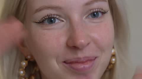 Snapshot of my_stella chatting on 2, 2, 2025 STELLA Im here today online show from 2, 2, 2025