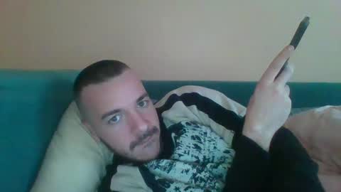 seansyee1993 online show from 25, 1, 2025