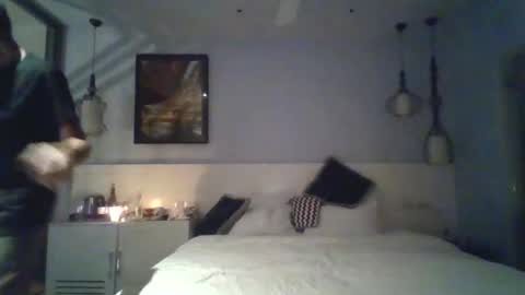 Snapshot of myair2 chatting on 14, 11, 2025 mama online show from 14, 11, 2025