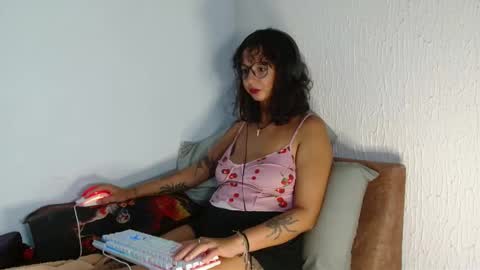 myamillor online show from 4, 3, 2026