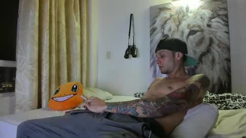 JUAN TORRES CREATURE online show from 13, 11, 2025