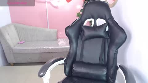 mychell_ch online show from 12, 2, 2025