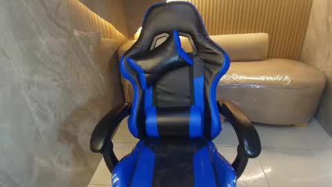 mychell_ch online show from 9, 9, 2025