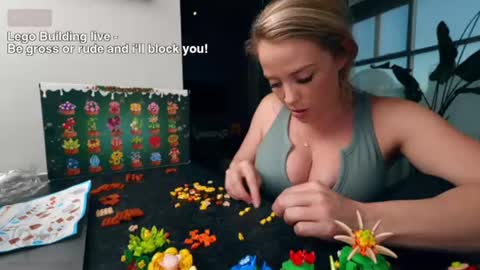 Snapshot of mycookiejar chatting on 20, 12, 2025 MyCookieJar online show from 20, 12, 2025