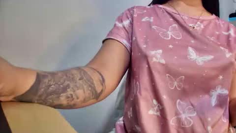 Snapshot of myhoney_hot chatting on 6, 1, 2026 myhoney_hot online show from 6, 1, 2026