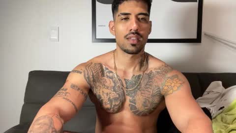 Myke esthetic online show from 24, 9, 2025