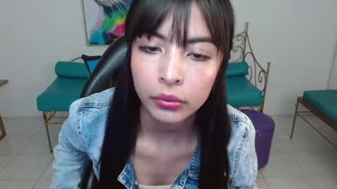 Snapshot of mylu_11 chatting on 1, 10, 2025 Milu 3 online show from 1, 10, 2025