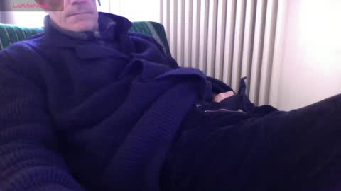 Bi sexy guy lovense hush is on private is open or password show tip if you like. online show from 13, 1, 2025