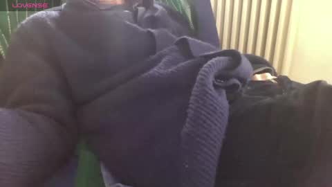 Bi sexy guy lovense hush is on private is open or password show tip if you like. online show from 9, 3, 2025