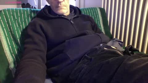 Snapshot of mynakedbeach chatting on 14, 2, 2026 Bi sexy guy lovense hush is on private is open or password show tip if you like. online show from 14, 2, 2026