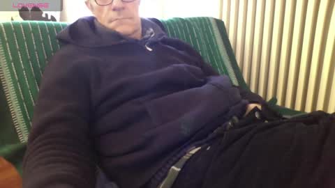 Snapshot of mynakedbeach chatting on 17, 2, 2026 Bi sexy guy lovense hush is on private is open or password show tip if you like. online show from 17, 2, 2026