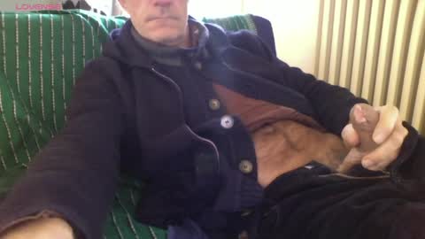 Bi sexy guy lovense hush is on private is open or password show tip if you like. online show from 25, 3, 2026