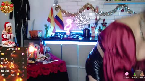 Snapshot of myrnasexxx chatting on 30, 12, 2024 Myrna Sessions online show from 30, 12, 2024
