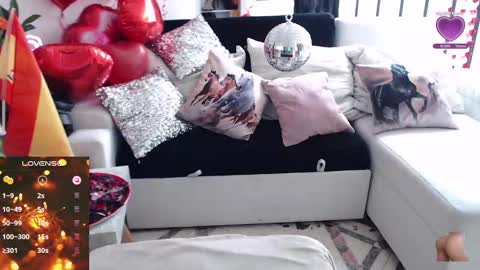 Snapshot of myrnasexxx chatting on 17, 2, 2025 Myrna Sessions online show from 17, 2, 2025