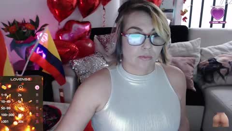 Snapshot of myrnasexxx chatting on 17, 2, 2025 Myrna Sessions online show from 17, 2, 2025