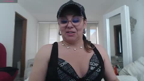 Myrna Sessions online show from 9, 5, 2026