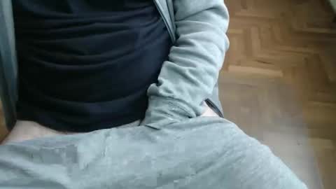 Snapshot of mysecr3tsins chatting on 15, 4, 2026 Ben online show from 15, 4, 2026