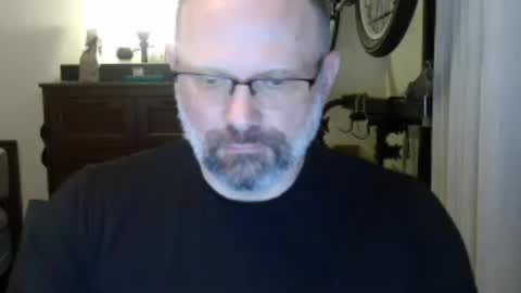 Just hanging out - No pressure online show from 18, 6, 2026