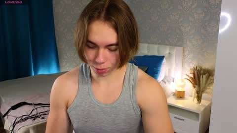 Snapshot of myshkek chatting on 13, 12, 2024 Mickey online show from 13, 12, 2024