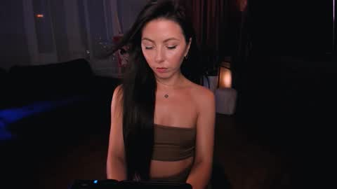 Snapshot of mysstica chatting on 7, 11, 2025 Maria online show from 7, 11, 2025