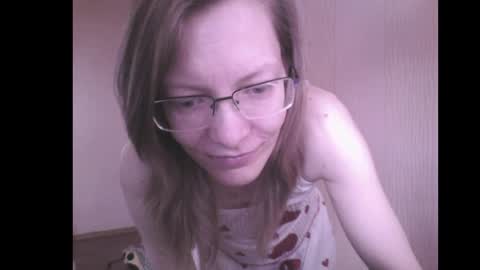 Snapshot of mysterious_blondy chatting on 11, 4, 2026 mysterious_blondy online show from 11, 4, 2026