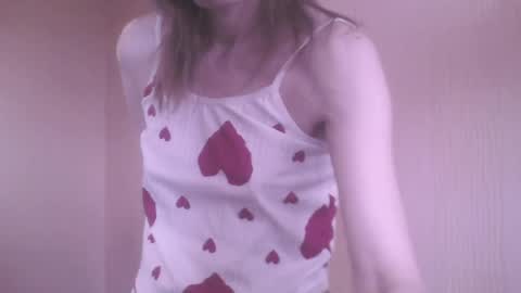 Snapshot of mysterious_blondy chatting on 18, 4, 2026 mysterious_blondy online show from 18, 4, 2026