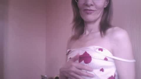 Snapshot of mysterious_blondy chatting on 21, 4, 2026 mysterious_blondy online show from 21, 4, 2026