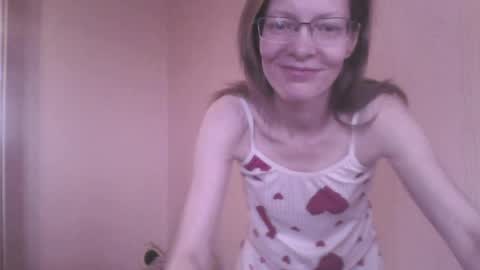 Snapshot of mysterious_blondy chatting on 6, 5, 2026 mysterious_blondy online show from 6, 5, 2026
