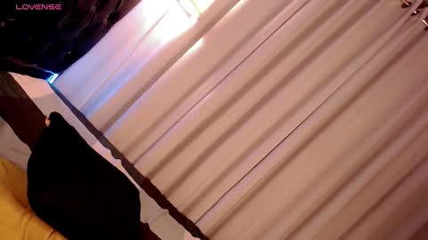 Snapshot of mysterious_olivia chatting on 9, 3, 2025 Olivia online show from 9, 3, 2025